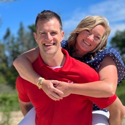 Middle school PE/Health teacher and track coach. High school XC coach. Wife to John and mom to Oakley. Runner,outdoor adventurer,reader,and believe in good! ✝️