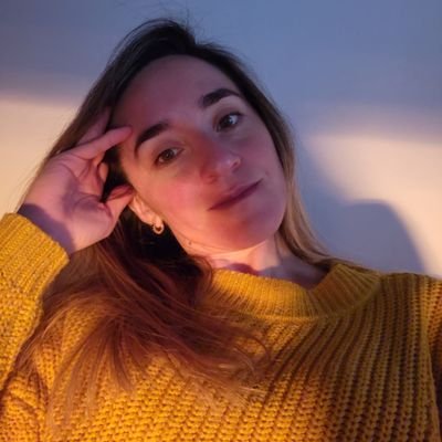 Jarmila significa gracia de la primavera y no es casualidad 😜🌻 Libros, perros & cocina🤍 Trabajo en programación y datos. Comparto sobre temas de mi interés.