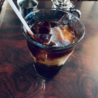 欲求のままに 気軽に たまにくる裏垢 ラーメン多め、焼菓子などスイーツ好き。飲む暇のない唎酒師。ふだんは見えないものを扱う仕事。この垢では単純明快に💓好き:🚴♀️ 高木真備 🎤アイナ・ジ ・エンド🌱チョコミン党📽️映画*追いトップガン✈︎95回🕶️最近は邦画推し
