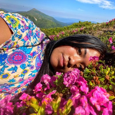 10kaladkarin's profile picture. 👍🏽 Walking and hitchhiking the world ❤️ Telling stories from across the globe ✊🏽 Advocate for women empowerment,diversity in travel 📸 IG: @krystenkaladkarin