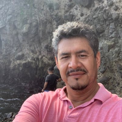 salvadoreño muy orgulloso,vivo en la USA 🇺🇸 por mas de 30 años y si la vida me da la oportunidad,me retiro en mi pulgarcito