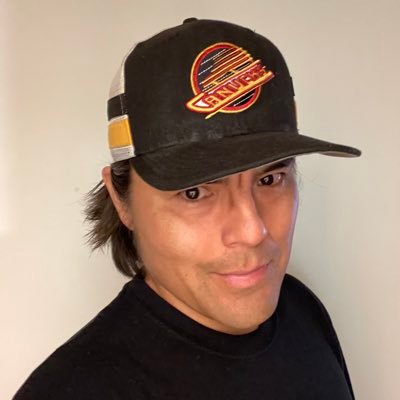 #Actor #Canucks Fan #CallofDuty gamer tag is #ClintTheActor https://t.co/AL0mwzOQiI