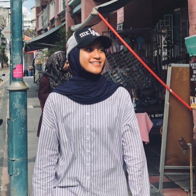 A daughter who always miss her father 👨👧. “keeping life in private” 😉