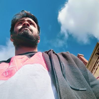 Framer ● Webflow ● Design ● Memes ● Building : https://t.co/uMKhr4C0oC
