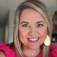 Lindsey Hallett (@lindseykhallett) 's Twitter Profile Photo Lindsey Hallett (@lindseykhallett) 's Twitter Profile Photo