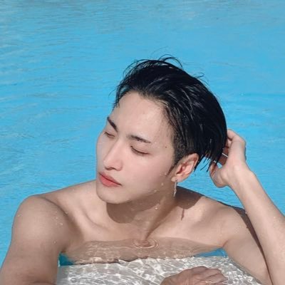 waiting for pentagon like they’re in a 1d hiatus / ateez 8.10, 8.11, 7.21, 7.22 / main acc @starlightjjong / this acc and @starlightjjong5 is my backup