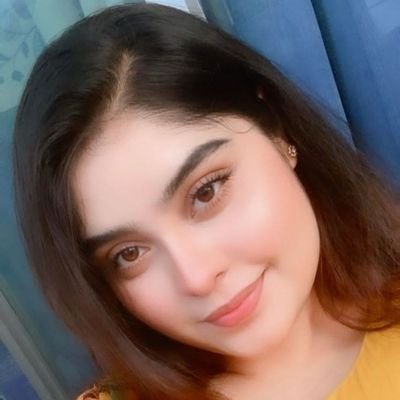 ka_shf5's profile picture. میں رنگ چاہتوں کا 🖤