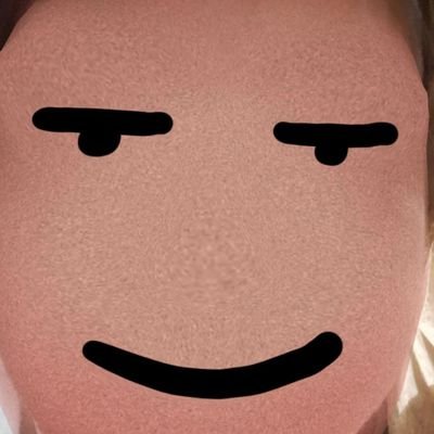 shnqly's profile picture. یه ادم عادی؟