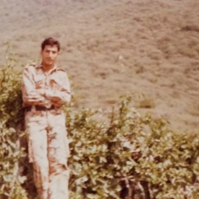 Khaled212152's profile picture. لعلك تلتقي بشخص يعوضك وتعوضه عن لي فات♥️🤍حسابي قديم تسكر هذا حساب جديد ضيفوني اصدقائي