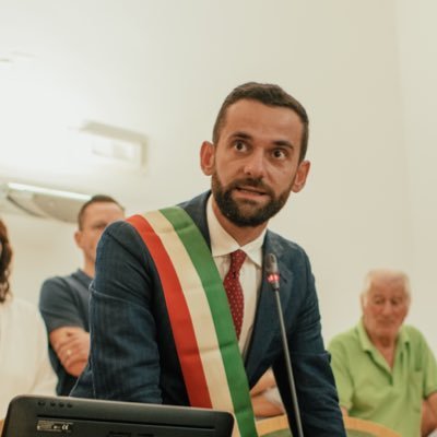 📍 36 anni, Sindaco di Castellaneta