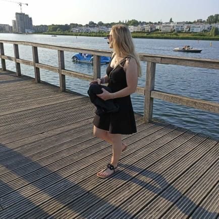 Herzglueht09's profile picture. Verkauf das letze Hemd für die Karten vom Konzert