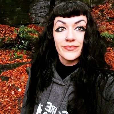 Blackpool secondary English teacher, SSA Reading Team & EAL Lead. Creative writing undergrad, Contemporary Literature MA, big geek.