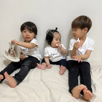 3人のパパをしてます👨 ■成翔(ナリト)3歳🧑 ■咲翔(サクト)2歳🧒 ■翔葵(トウア)0歳 日々の成長を投稿してます😚 是非一緒に成長を見てください🙇‍♂️■Instagram https://t.co/PLB9AmKSGD