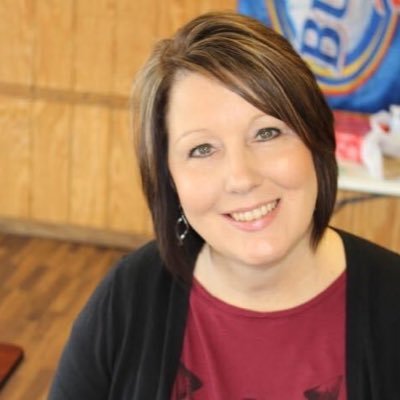 Behavior Interventionist for 5th/6th grades. Passionate about making a lasting impact on kids' lives! Dream encourager! Hope builder!