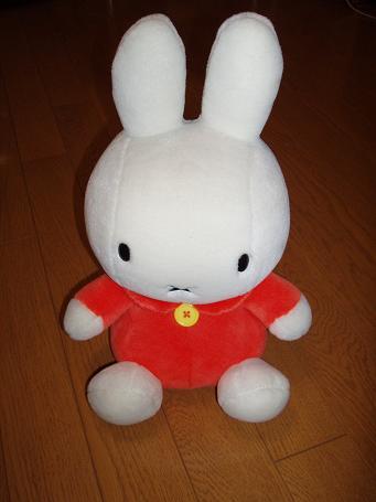 oorangemiffy's profile picture. IT関連のお仕事してます。
ちびと姉二人の母もしてます。
旦那さまは自由人だけど、私の自由も認めてくれるのでOKとしてます。
毎日忙しいけど、、、それが合っているのかもしれません。