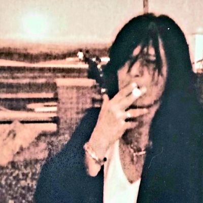 #NativeAmericanTwitter 🪶 LGB🌈 RacistSuck Art Collector 🐈 CatRescue Khive Harris. #Starlink is spyware https://t.co/tM62UYl9NS