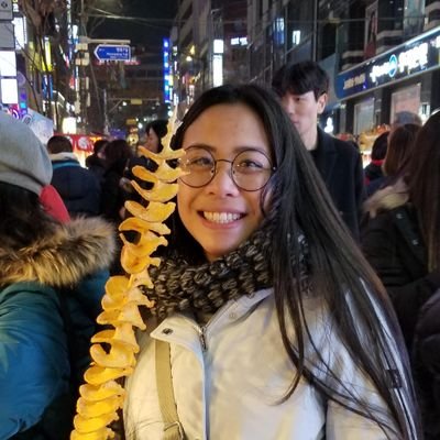 baconflummox's profile picture. She do be an engineer for the navy tho ⚓️