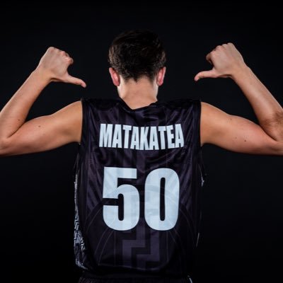 Class of 2024 // Mount Albert Grammar// 6’6 Shooting Guard // New Zealand U17 Mens Team 2022 // Contacts 📞- +64 2040883629 matakatead23@gmail.com - ✉️