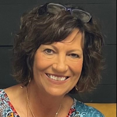 Michell37182342's profile picture. 