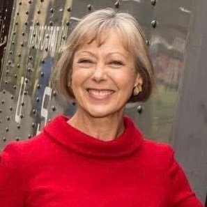 Official Twitter feed for Jenny Agutter; with input from her & authorised to run on her behalf, bringing you news & photos. NB: Personal replies NOT possible.