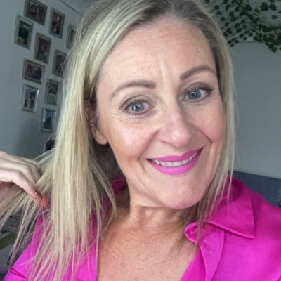 CatherineCarte8's profile picture. self employed promoter of positivity & kindness 💝 Mother, Wife, entrepreneur of happiness & Success 💝 Facebook Nobullshitexcuses