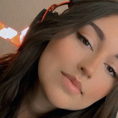just a person who likes games ❀ Twitch Affiliate ♡ Variety Streamer ᵔᴥᵔ GFuel Affiliate ~Discord https://t.co/t1FJLzJ0y3 ~ All my links https://t.co/RoBU7QVMAP ♡