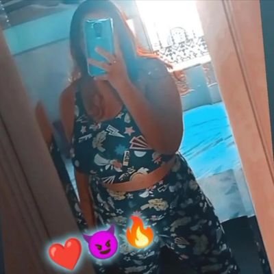 Recuerda que quien te da la mano también te da su lealtad😈🔥😈
😈Tú tocas lo mío y yo hundo lo tuyo😈🔥