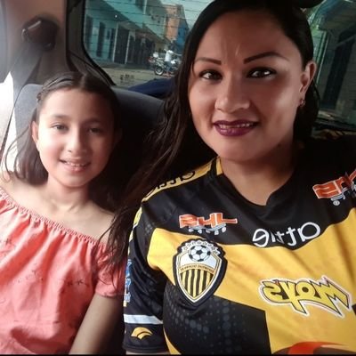 *Sólo Tachira 1974* ⚽️ 💛🖤   *Hincha  Del Deportivo Tachira* 💛🖤⚽️ Aurinegra23   *ABRIL* 23/09/2011   I love Dogs 100% 🐩   * Barcelona fc*.