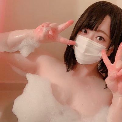 爆乳ぽっちゃり💕つばさちゃんです👼🏻FC2のお風呂配信の人🛁おっぱいが大好きでデブ専の方は応援してください✨ 気軽にフォローしてね🥺💓❤︎Follow me ❤︎ ⇩FC2リンク⇩ ※写真や動画の悪用・転載は禁止です※