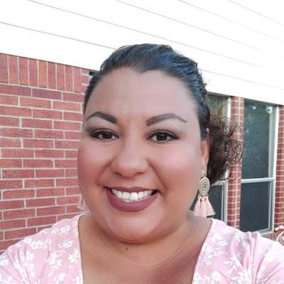 Wife, Mother, Certified Reading Specialist, M.Ed., 5/6th Grade Dyslexia and Intervention Teacher, Centrist, and Learner. Literacy and Justice for ALL!