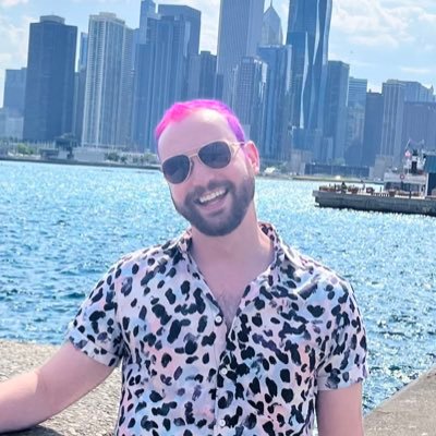 ASL-English Interpreter #Accessibility — Reality TV! #BB26 #Survivor — Board Games — Back Pain — He/him/👉🏼 — 🏳️🌈
