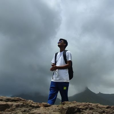 Full time memer, professionally digital marketer, a chess lover and aur kya he tarrif kru apni 🤭 follow back 💯