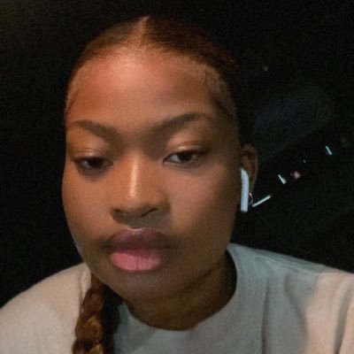 OrennaTumeletsi's profile picture. 