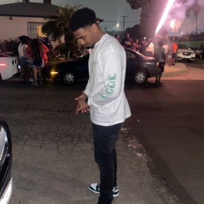 chosen 1 Profile