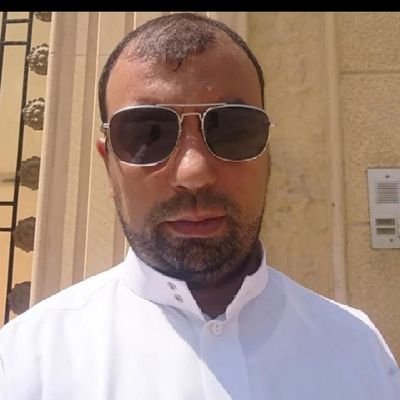 معلم بمدارس المجد الأهليةبالرياص