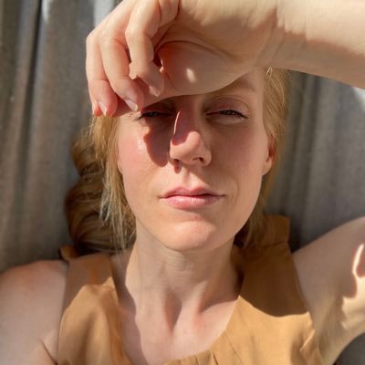 Liiiiiiinda's profile picture. Lämnade Sverige för ett halvt liv sen, men hjärtat blev kvar. Röstar höger. Tar avstånd från religioner.