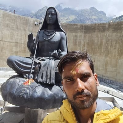 TheAshutoshKr's profile picture. Follow Me, Hurry Up, other wise it will be costly https://t.co/oCoItw3MKY…