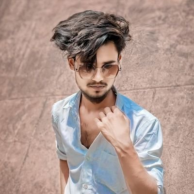 V_Shekhar_5758's profile picture. 😈बाप के सामने अय्याशी 
😈और चमार के सामने बदमाशी 
😈भूल कर भी मत करियो..!

😈क्योंकि हम चमार हैं, 
😈मारते कम घसीटते ज्यादा है..😎😎