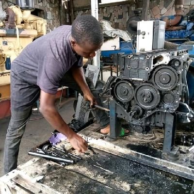Dear lord if not for anything, for the sake of my mother make me successful,I owe that woman alot.
🇳🇬