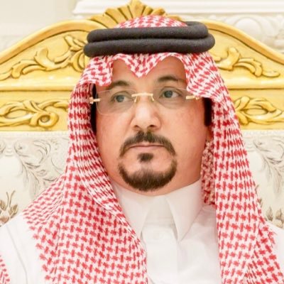 الرائعون كالأحجار الكريمة لا نصنعهم بل نبحث عنهم
