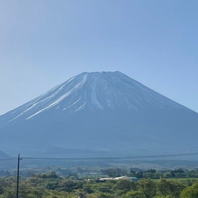 富士山が大好きです。将来は静岡に住みたいです。