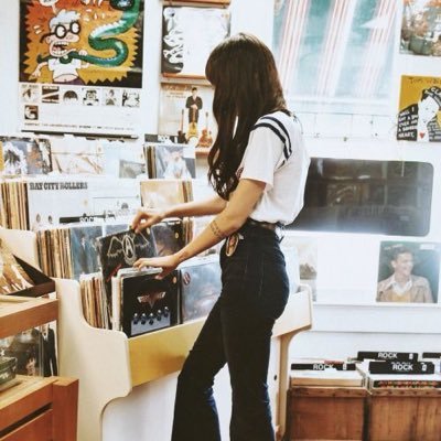 noviza_amelia's profile picture. tempat berkeluh kesah~