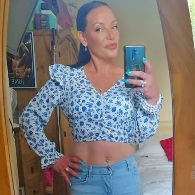 shelbyfriends's profile picture. 21st century hubba hubba :P