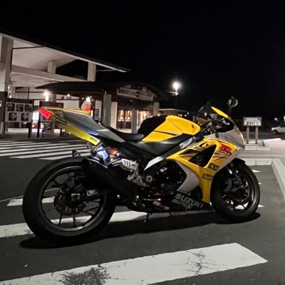 #GSXR1000K7 #SR400 #RZ50 #YZ125X #TL1000R #ZZE123 #S510P 乗り物いっぱい持ってます ZZE123はスーパーチャージャー😎