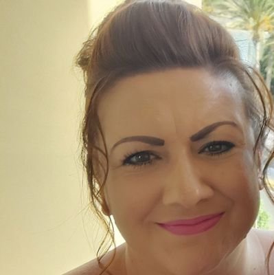 laura10705561's profile picture. At BeBeautiful, we offer a full range of professional waxing, professional nail services, beauty services and hair treatments.