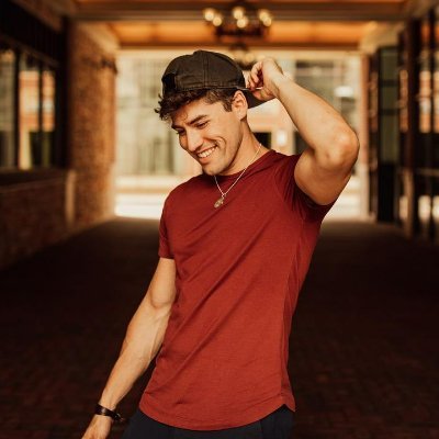 peterfox650's profile picture. More of a broad minded, doing buisnesses with the narrow minded people...