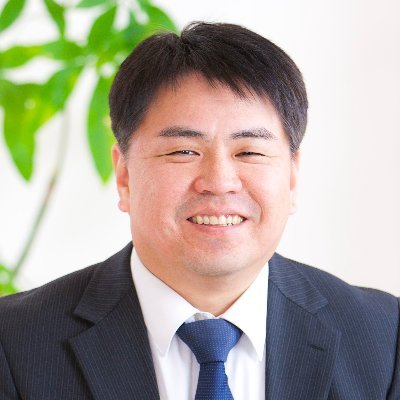 岡山県井原市の社会保険労務士・行政書士。前職で年間300人以上の採用面接&求人広告作成業務経験あり。人事労務のバックオフィス業務を通じ「働きやすさ×働きがいのある職場づくり」をデザイン。ワークルール作成、人事評価・賃金制度、スタッフハンドブック、採用面接手法、求人票サポート等。お問合わせはHPメールフォームよりどうぞ。