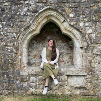 🇬🇧 Archaeologist and historical interpreter