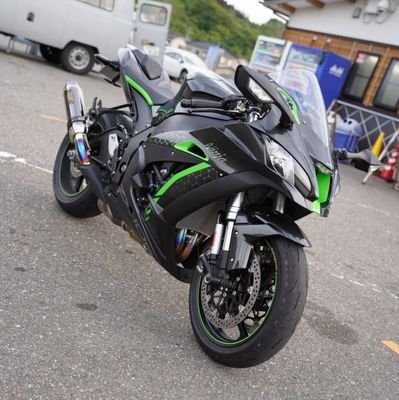 kosuke_803's profile picture. NJSC
ターボのハリアーと10R SEとXL883N