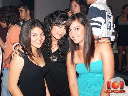 itzimoon's profile picture. Disfruto la vida, aprendo de lo que tengo cada día.